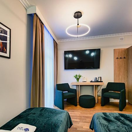 Villa Neve Ustrzyki Dolne Exteriör bild