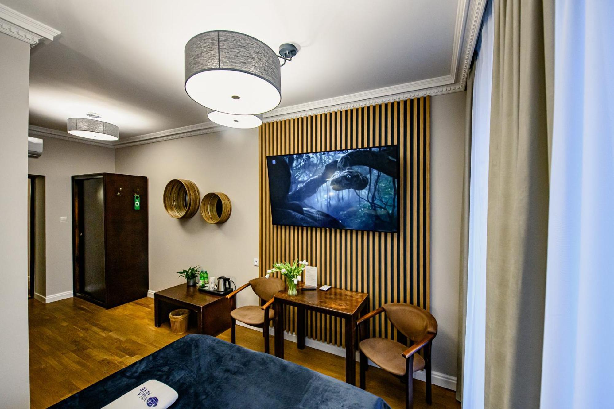 Villa Neve Ustrzyki Dolne Exteriör bild